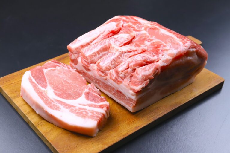 豚肉「ひこま豚」